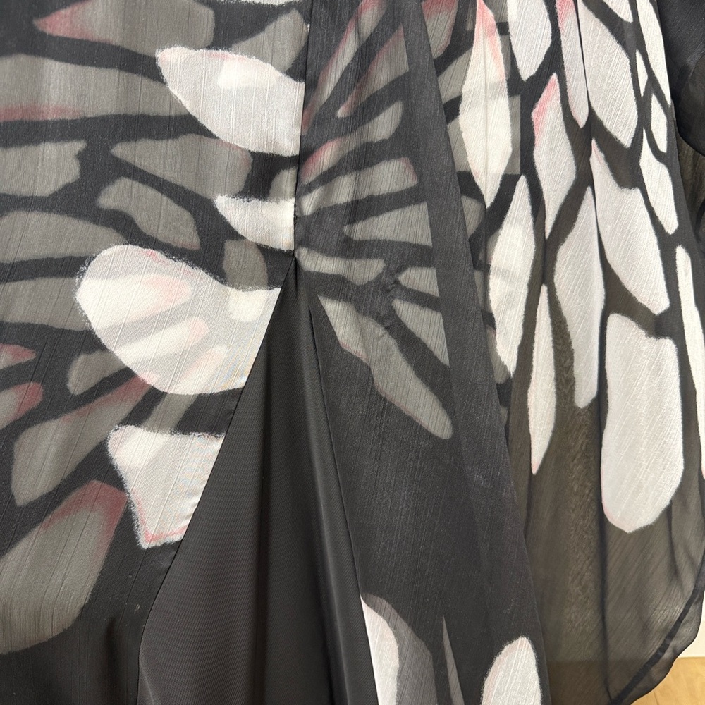 Halston Heritage Black and White Sheer Sleeve Dress - Picture 6 of 6
